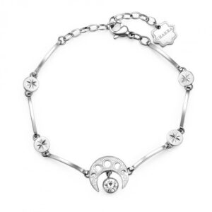 Un gioiello che custodisce l’energia della luna e il mistero delle stelle: mistico e affascinante, proprio come te.