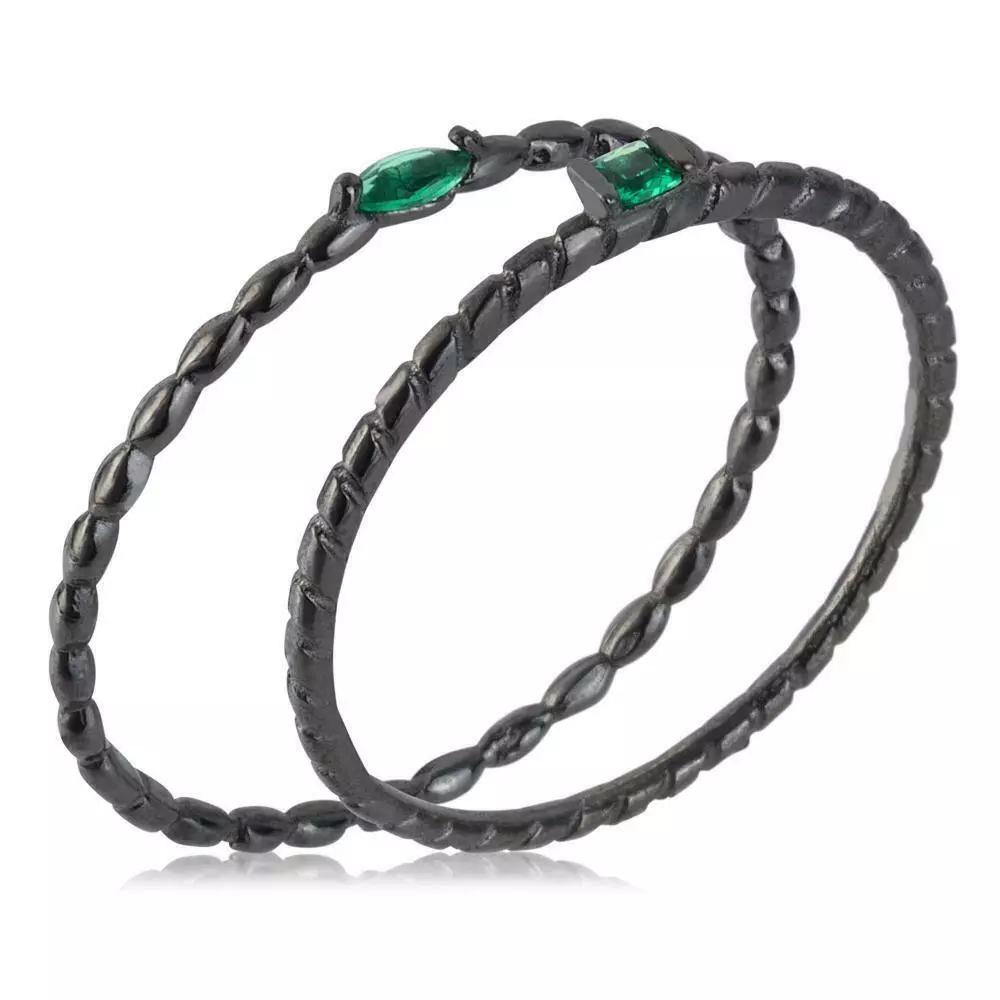 Set di 2 anelli Morellato in acciaio nero con cristalli verdi. Uno stile rétro e contemporaneo per un look raffinato e deciso.