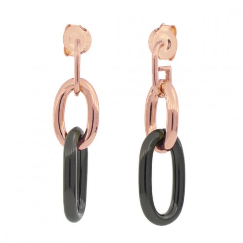 Orecchini Unoaerre a catena con anelli oro rosa e dettaglio finale nero.