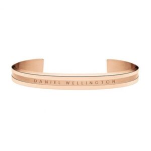 Bracciale Daniel Wellington in acciaio color oro rosa con logo inciso.